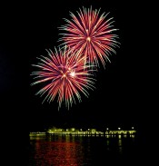 Röder Feuerwerk - Hochzeitsfeuerwerk zum Selbstzünden, Feuerwerk · Lasershow Bodensee, Kontaktbild