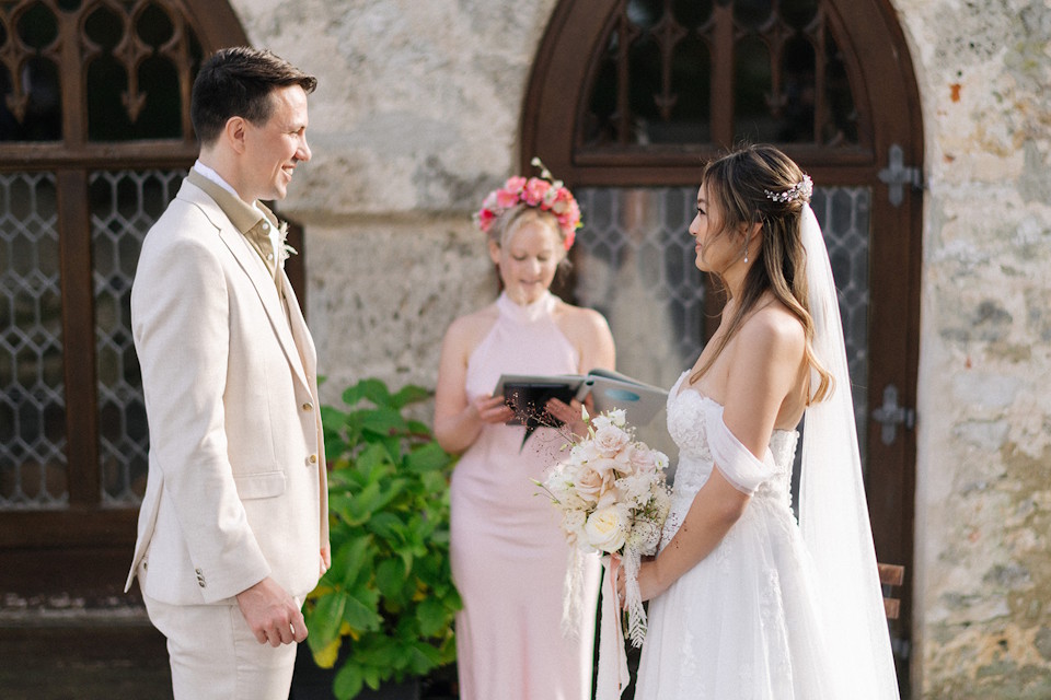Meggmatt Kokophotography, Gl&uuml;cklich hoch zwei - Freie Hochzeitsrednerin Felicitas Rohrer