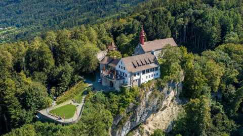 Burgrestaurant Gebhardsberg | Location mit Aussicht, Hochzeitslocations Bregenz, Kontaktbild